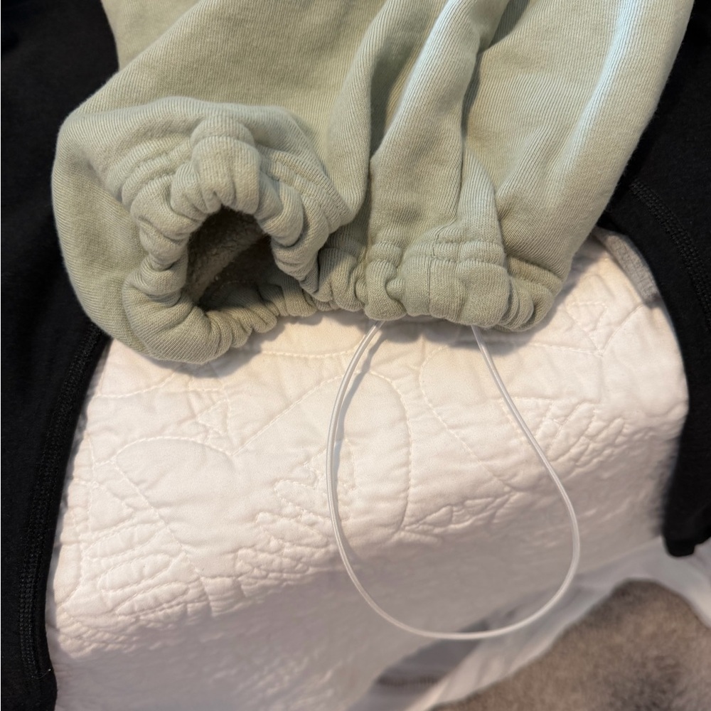 M. Fraise Go To Cinchable Sweatpants in Sage Green - Mia Maples - Picture 11 of 15